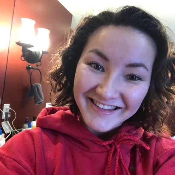 Meet your Posher, Lauren - Picture 1 of 1